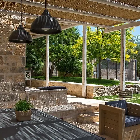 Trullo Mirage Villa *